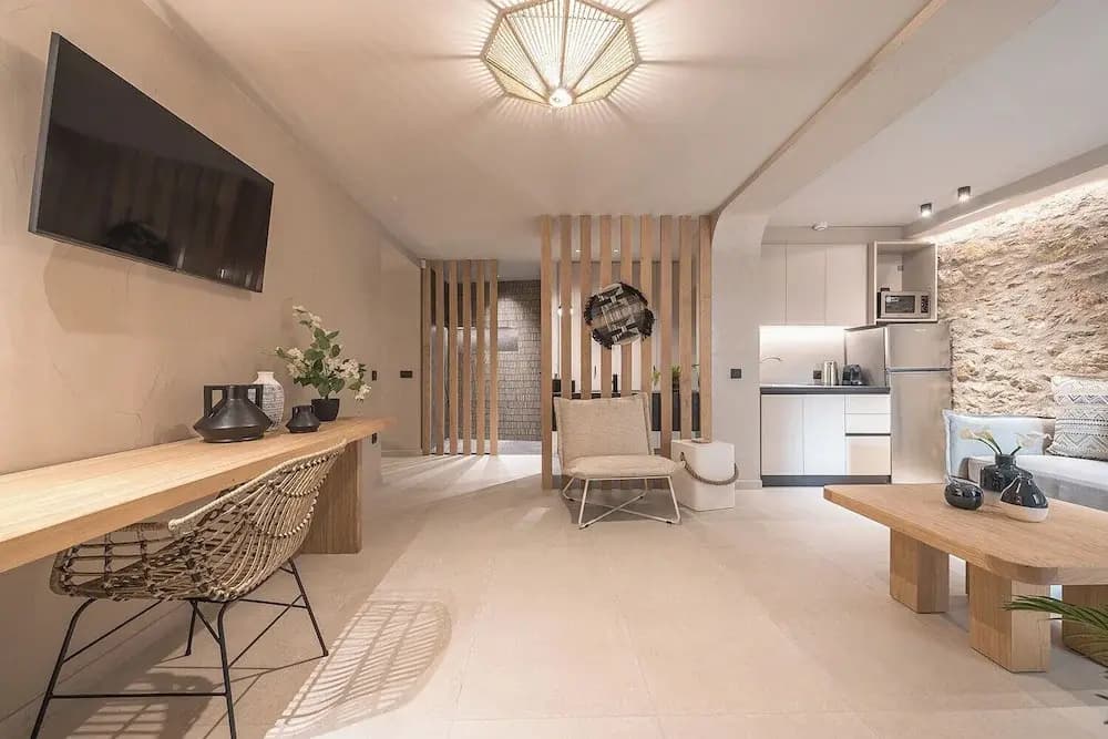Apollonos 28 Luxury Suites - photo 12
