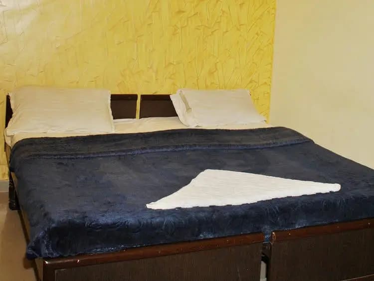 Hotel kamal Deep - photo 2