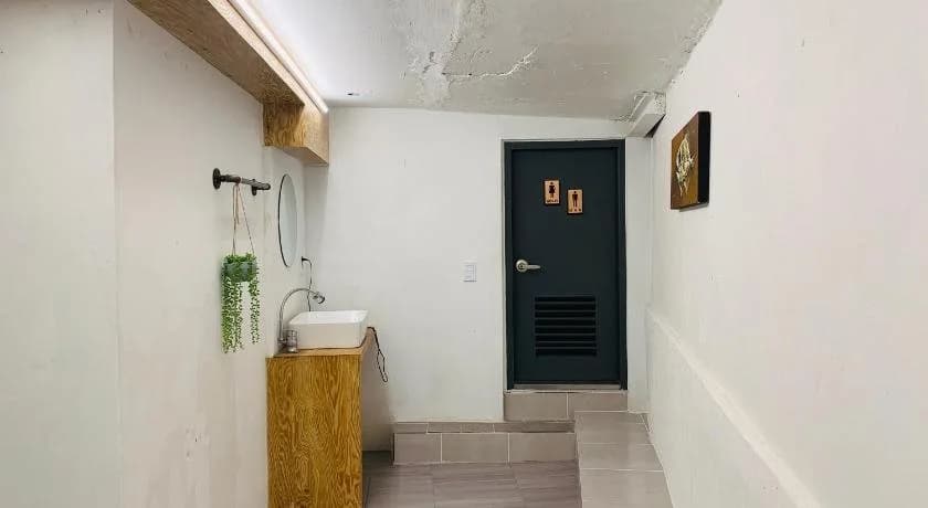 Bong House - photo 10