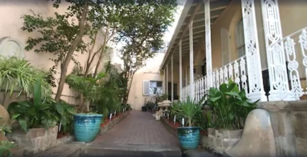 Original Backpackers - photo 16
