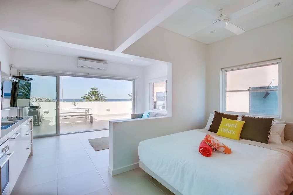 Beachfront Penthouse - photo 3