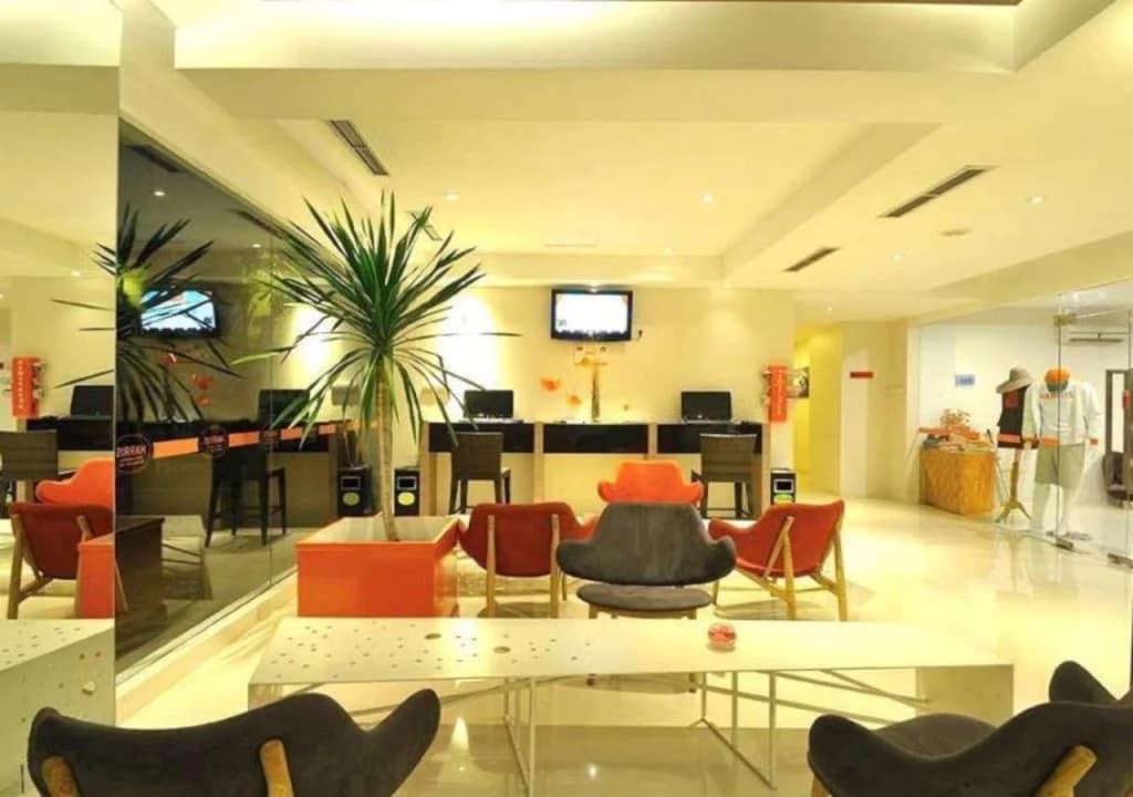 HARRIS Hotel & Residence Riverview Kuta Bali - photo 2