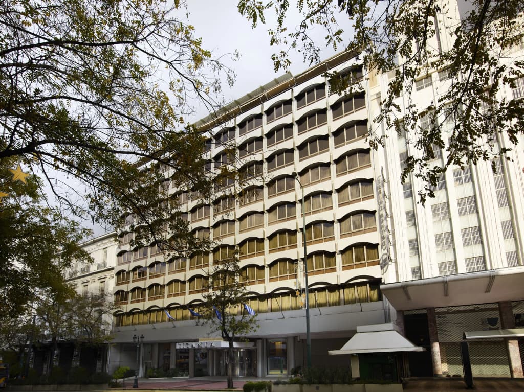 Titania Hotel - photo 1