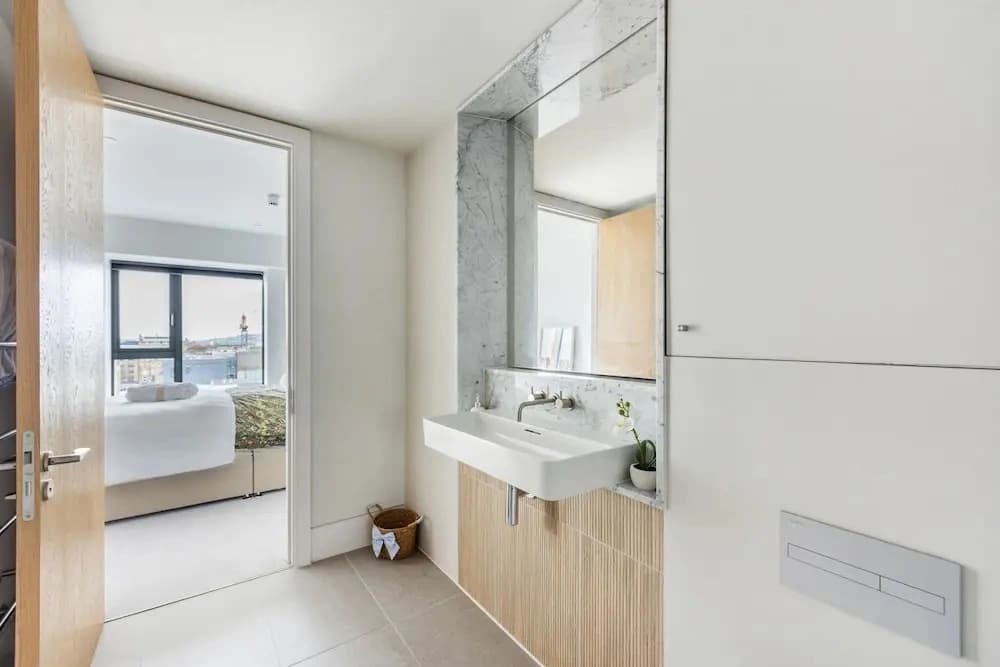 Central 3BR by Edinburgh Castle - photo 8