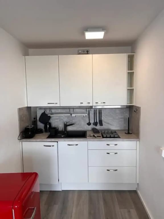 Alexanderplatz Fresh Adorable Studio - photo 17