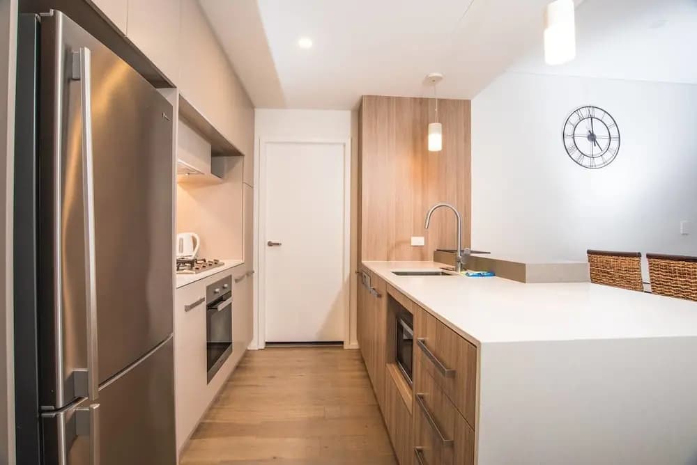 Oud Wood Apartment - photo 17