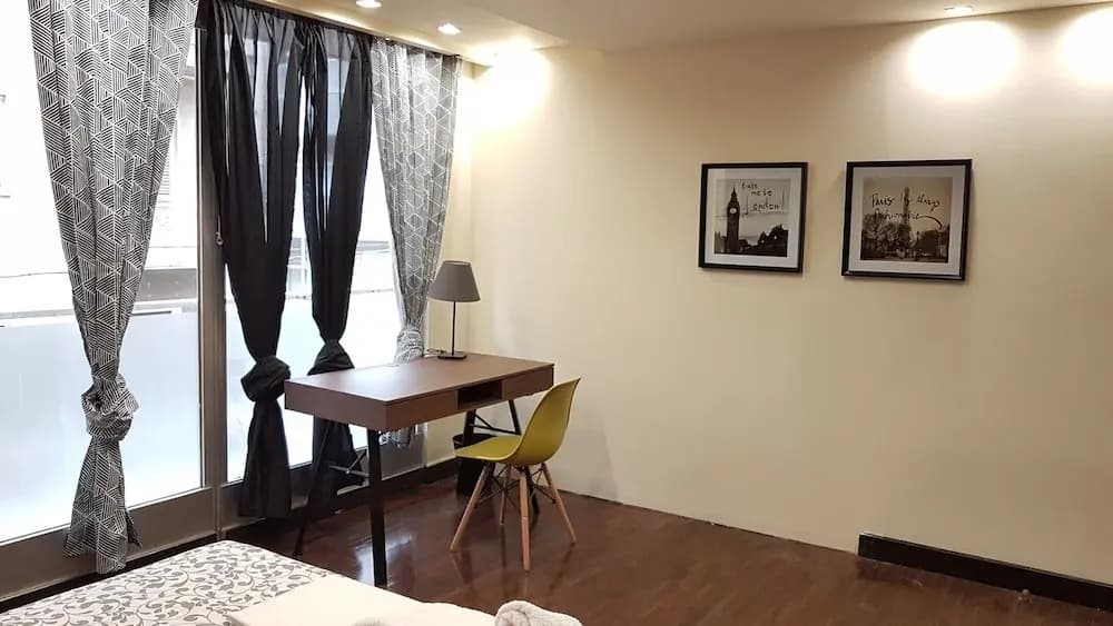 Erra - Cherry - Athens Center,100m²,4 BD,2 BATH - photo 2