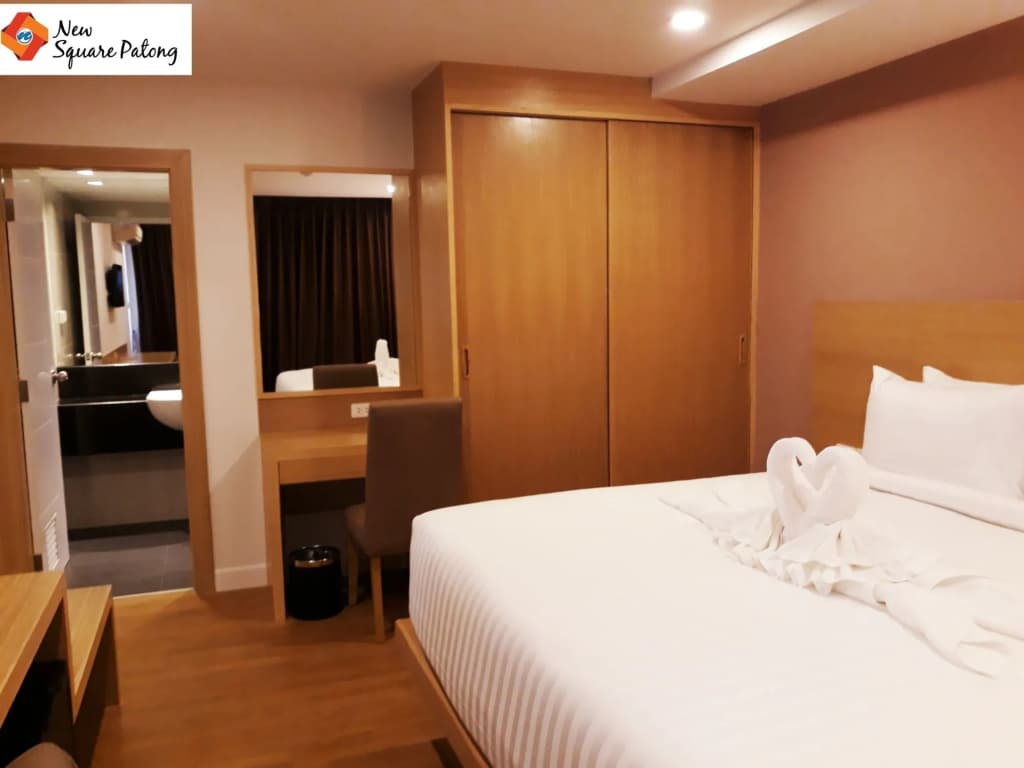 New Square Patong Hotel - photo 5