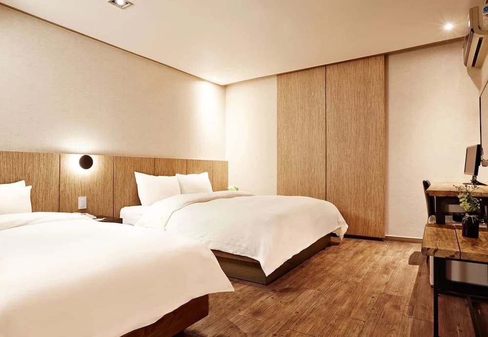 E-HOTEL - photo 6