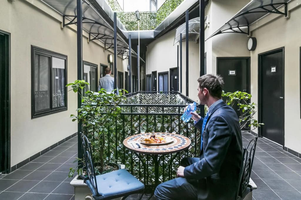 Airport Hotel Sydney - photo 18