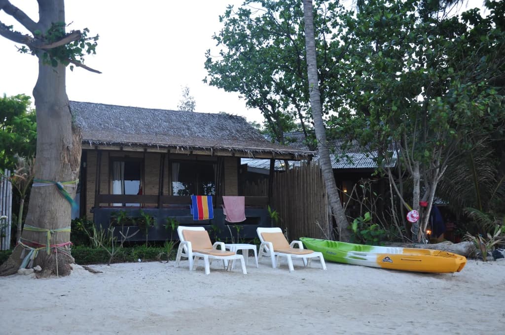 Samui Honey Backpacker Bungalow - photo 11