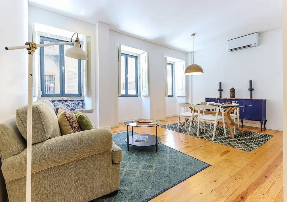 JOIVY Polished 1BR Apt, close by Avenida da Liberdade - photo 4