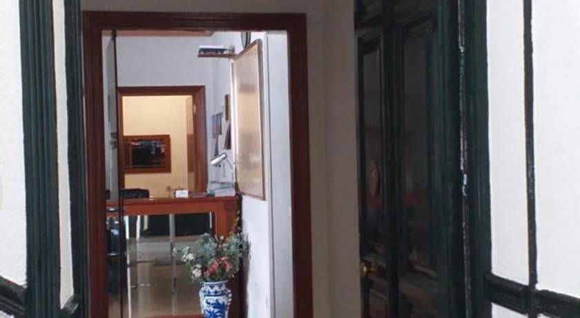 Hostal Río Paraná - photo 8