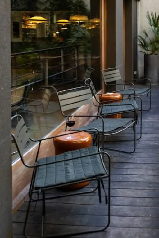 Cabane Hotel - photo 8
