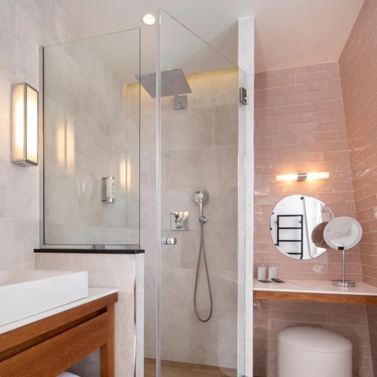 Hotel Des Champs Elysees - photo 37