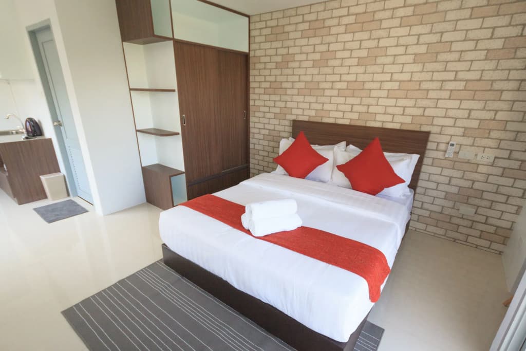 Q Space Residence - photo 6