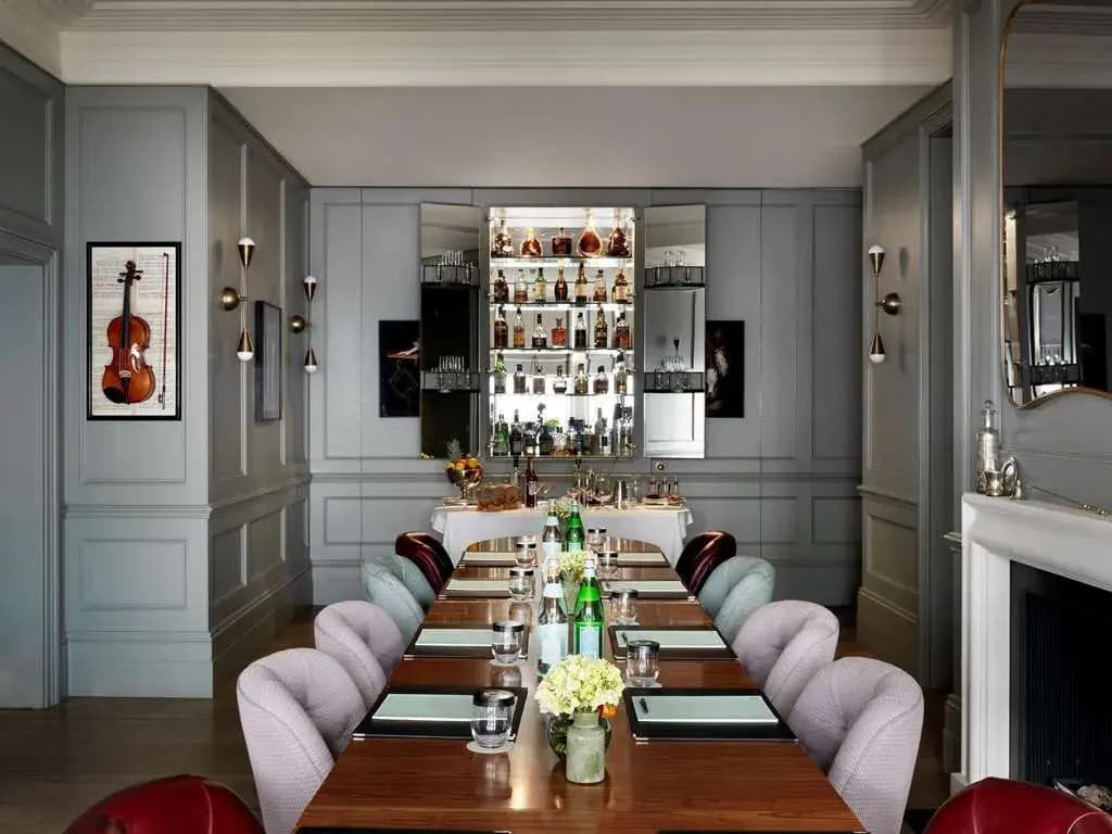 The Kensington Hotel - photo 10