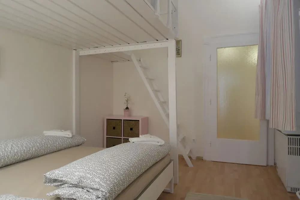Vaci Street Apartment - photo 28