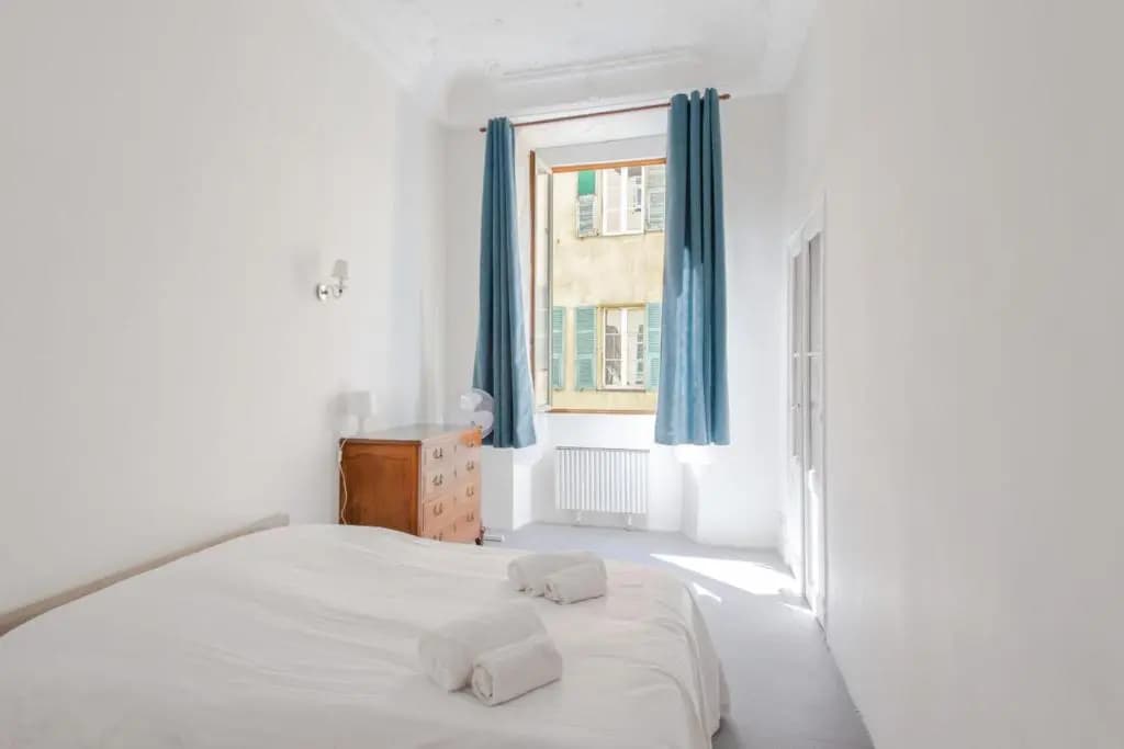 Bright flat at the heart of the Old Nice, 3 min from the beach - Welkeys - photo 1