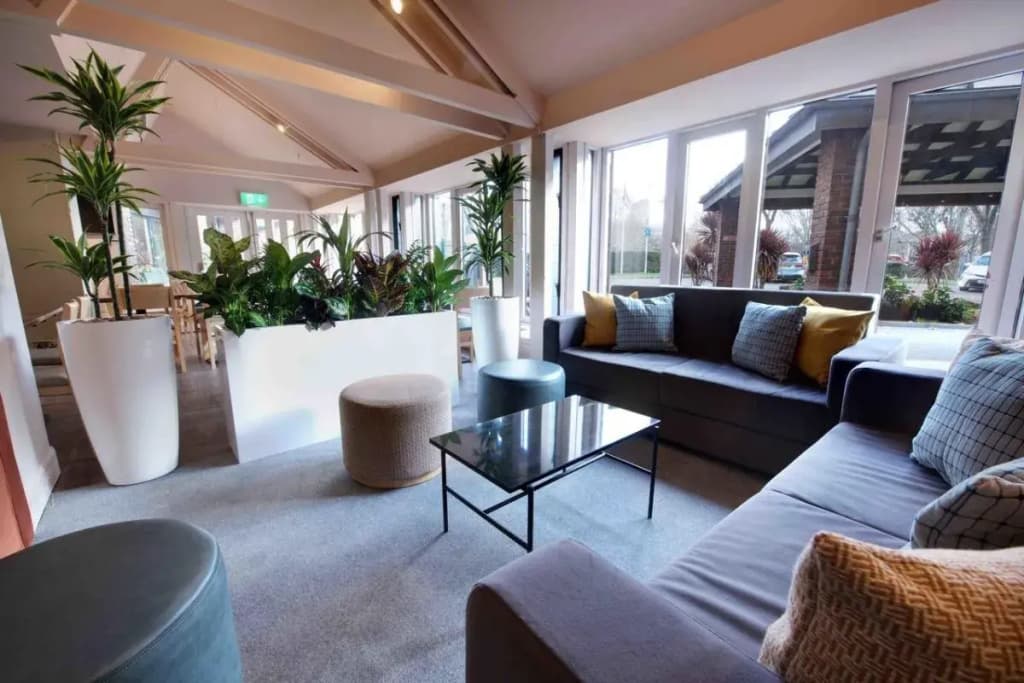 Waterloo Hub Hotel & Suites - photo 14