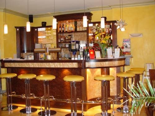 Hotel Larat - photo 10