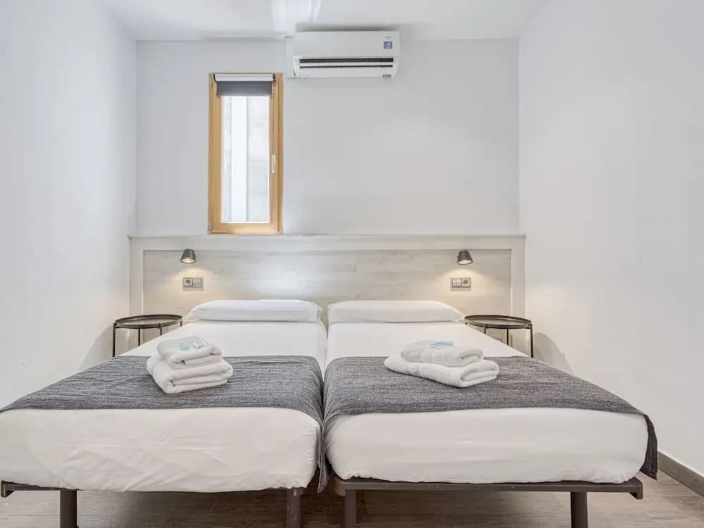 Hostal Bedmates - photo 3