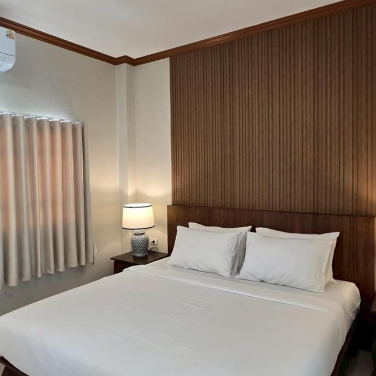 ROYAL PINEAPPLE HOTEL | A Welcome to Wealth and Good Fortune - photo 29