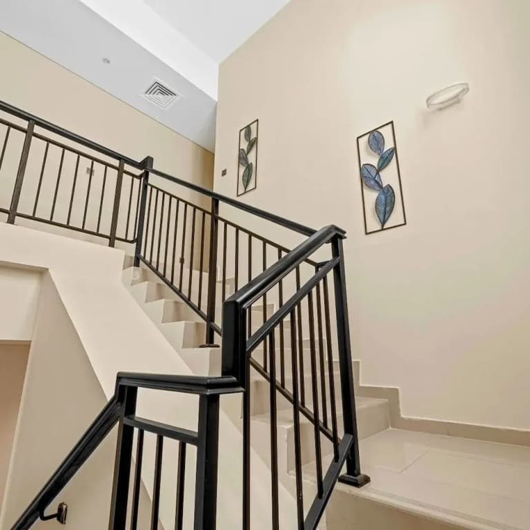Modern 3BR townhouse in Damac Hills 2 - photo 9