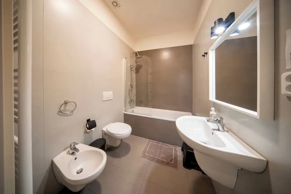 1 Bed Flat - Sleeps 5 - Parking - Wifi - photo 6
