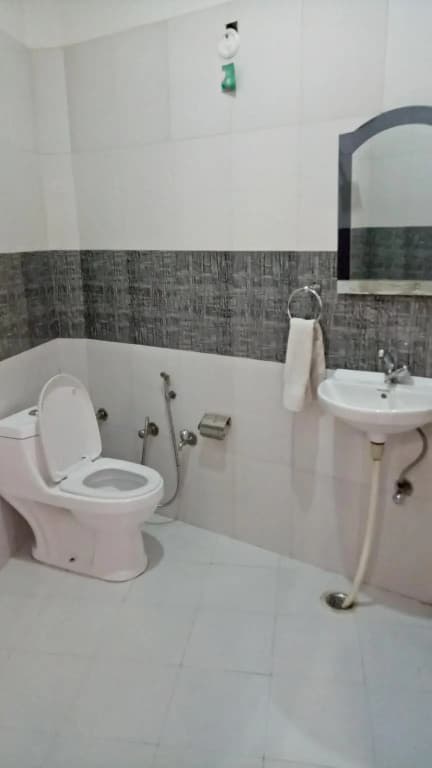 Airport Hotel Mahal - photo 9