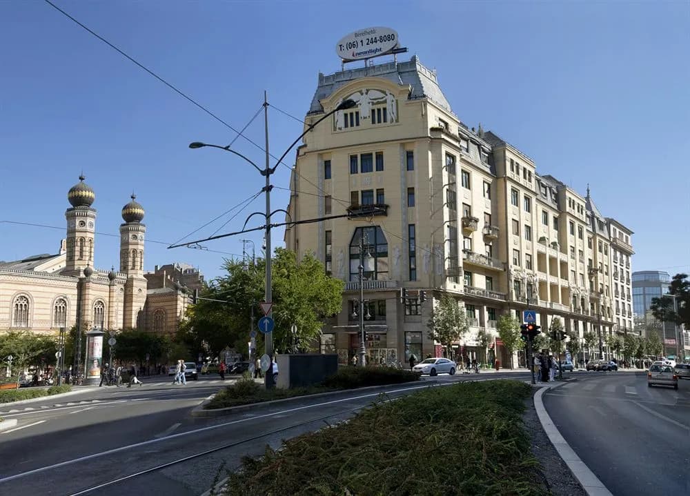 Budapest City Central - photo 15