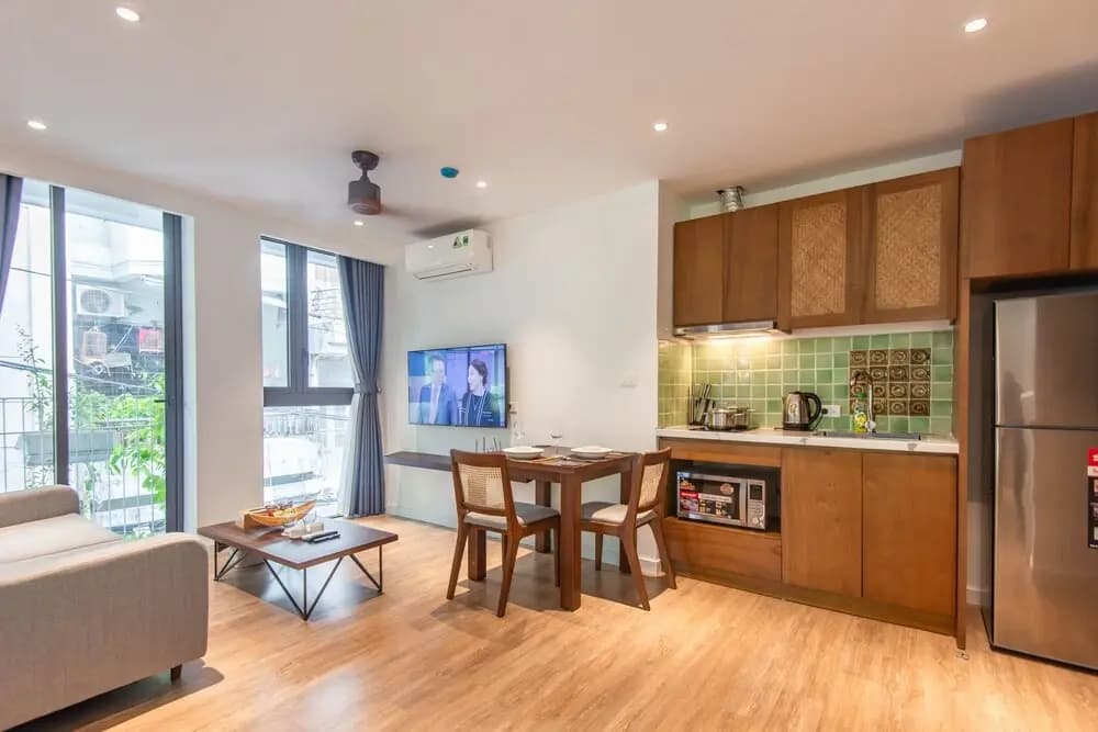 Sunny Home Apartment - photo 3