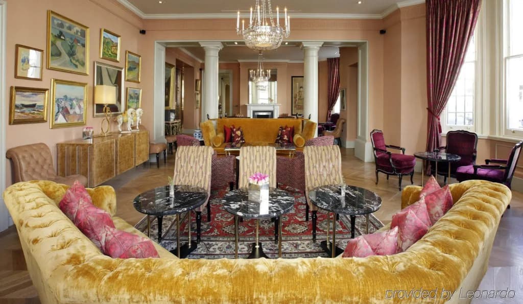 The Kensington Hotel - photo 20