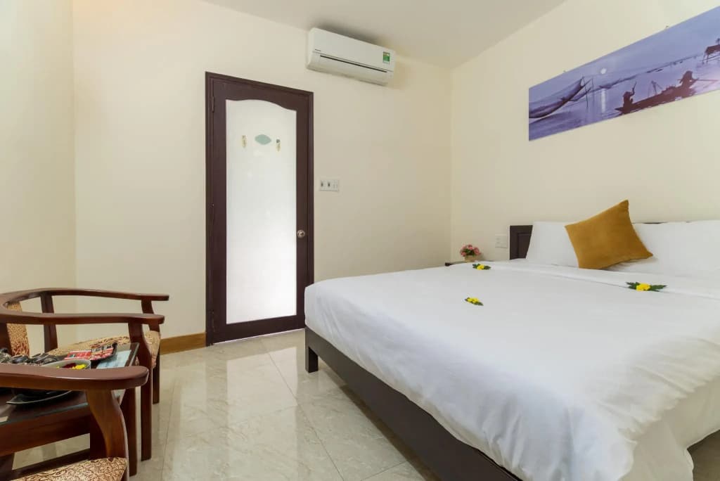 Hoa Thu Homestay - photo 2