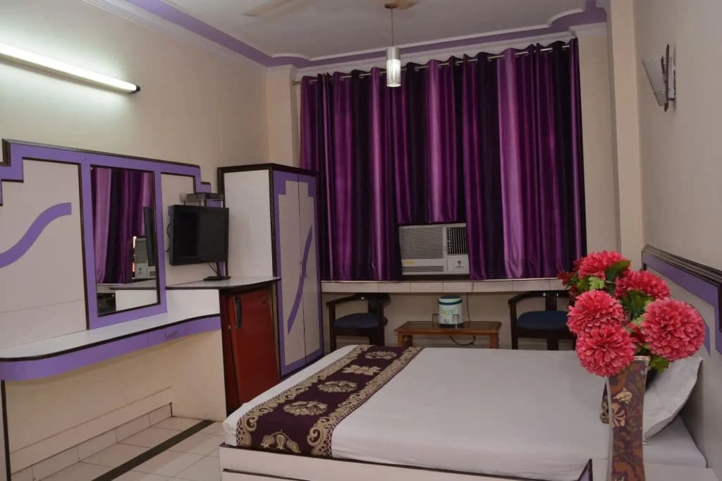 Hotel Yatri International G.H - photo 7