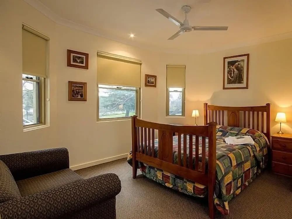 Royal Hotel Springwood - photo 3