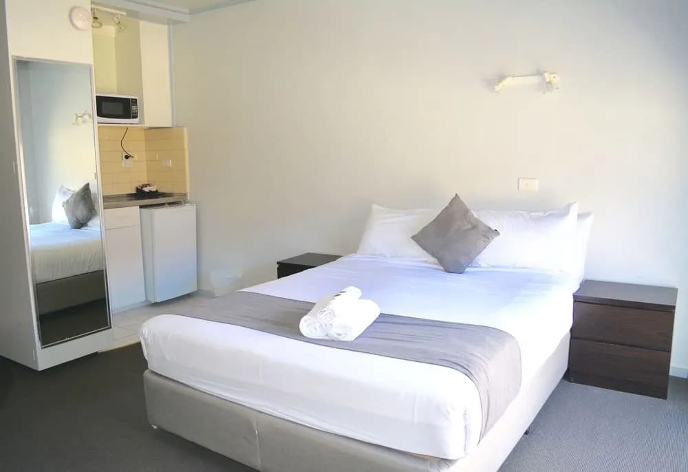 George Powlett Apartments - photo 3