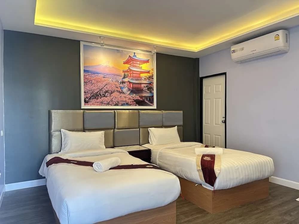 Metro Link Ratchada Hotel - photo 2