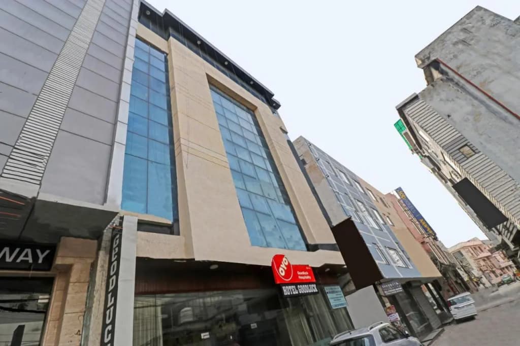 Hotel Good Luck by JMD Group - photo 1