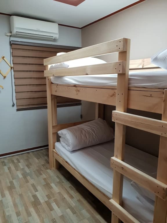 YOUNG STAY - Hostel - photo 30