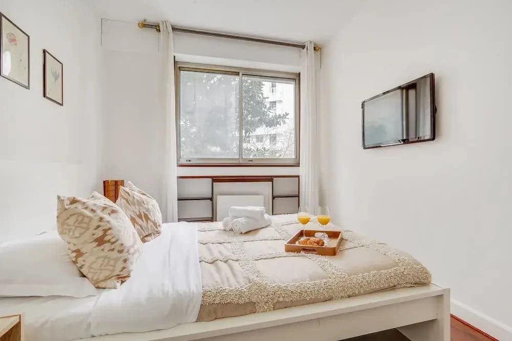 Chic 1BR Steps from Opéra Garnier - photo 1