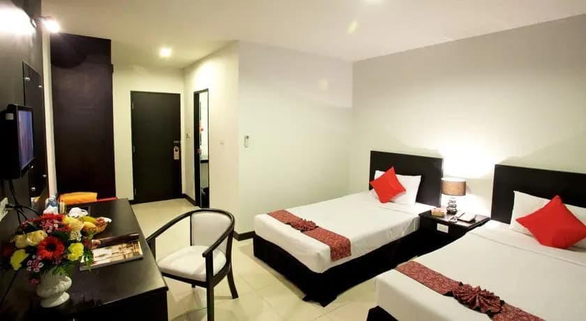 Patong Paradee Resort - photo 2