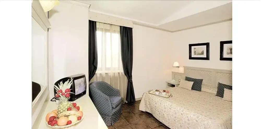 Hotel Quadrifoglio - photo 1