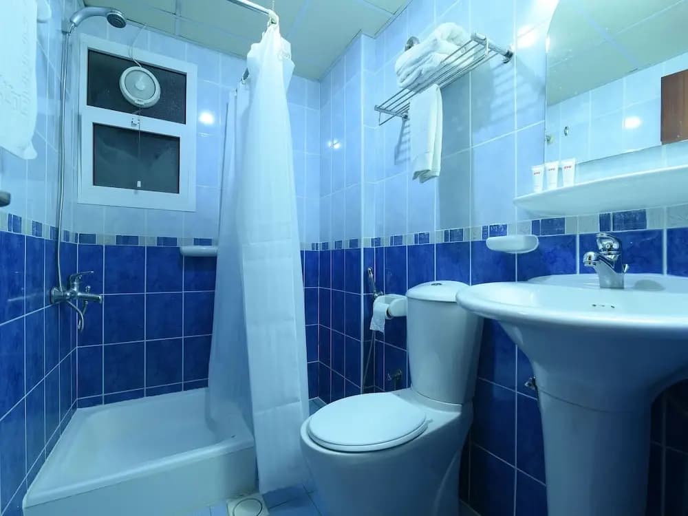 OYO 274 California Suites - photo 8