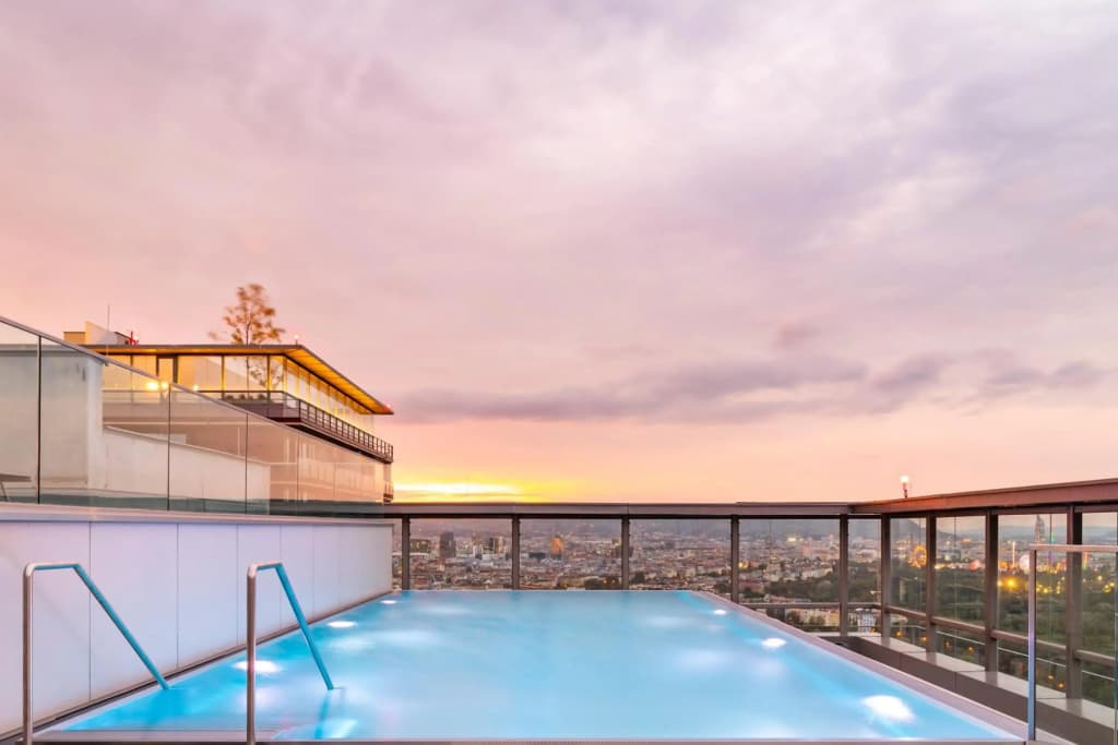 Triiiple Tower Dream Apartments with Rooftop-Summer-Pool by ichbucheAT - photo 18