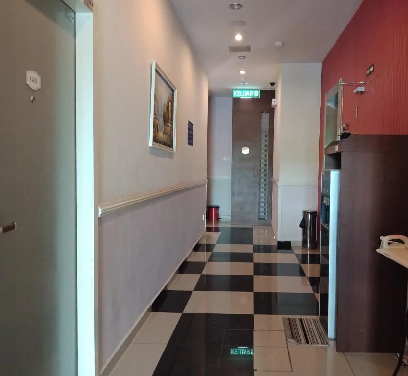 Hotel Zamburger Laurence Melaka (Marina Well) - photo 12