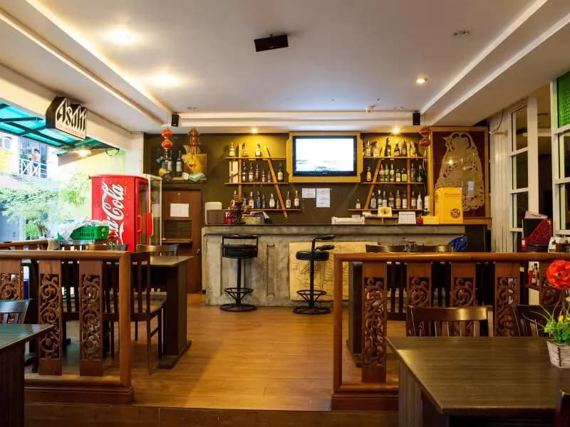 Triple Rund Place Hotel - photo 21