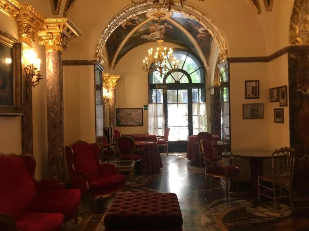 Turner Hotel - photo 19