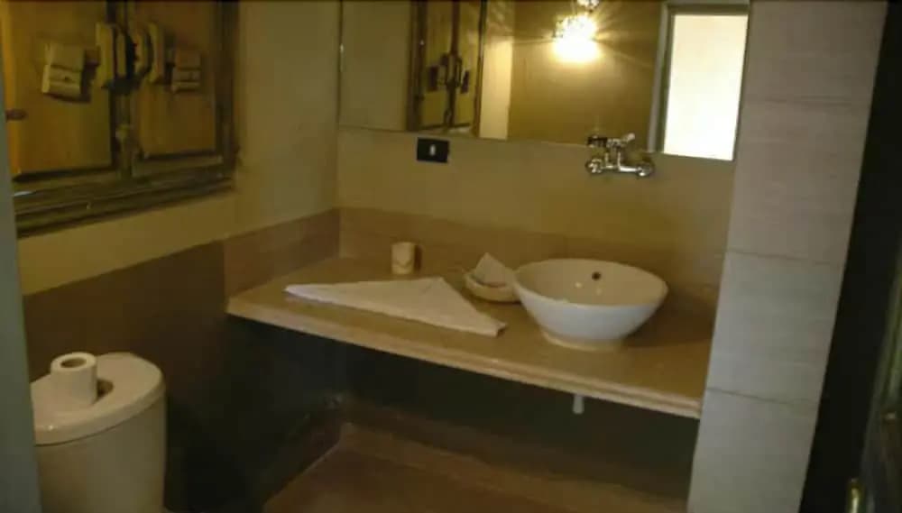 Robertson Suites Z - photo 10