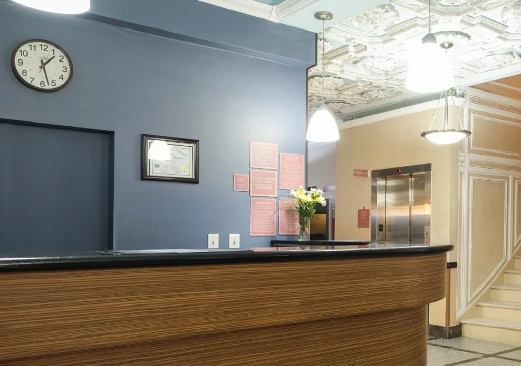 Heritage Hotel - photo 2